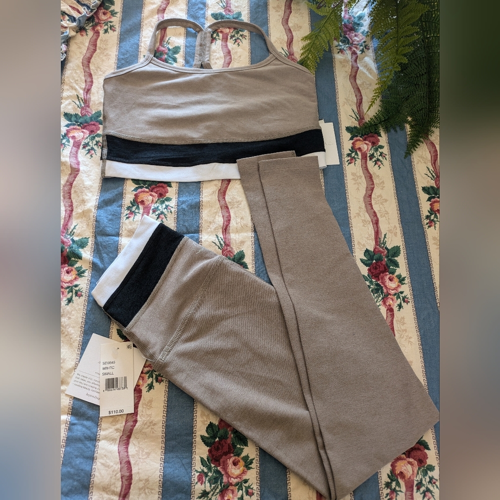 Tan yoga set